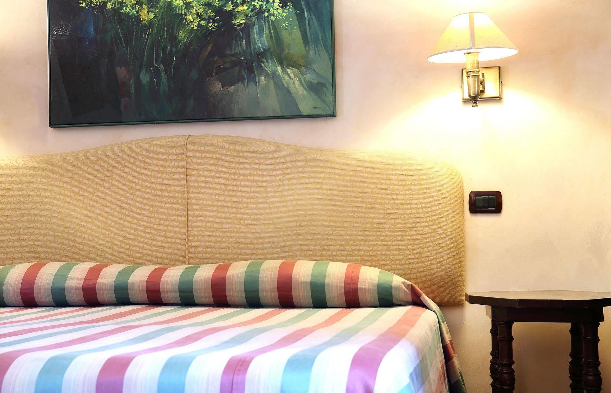 L'Agnata Di De Andre Boutique Hotel تيمبيو باوسانيا المظهر الخارجي الصورة