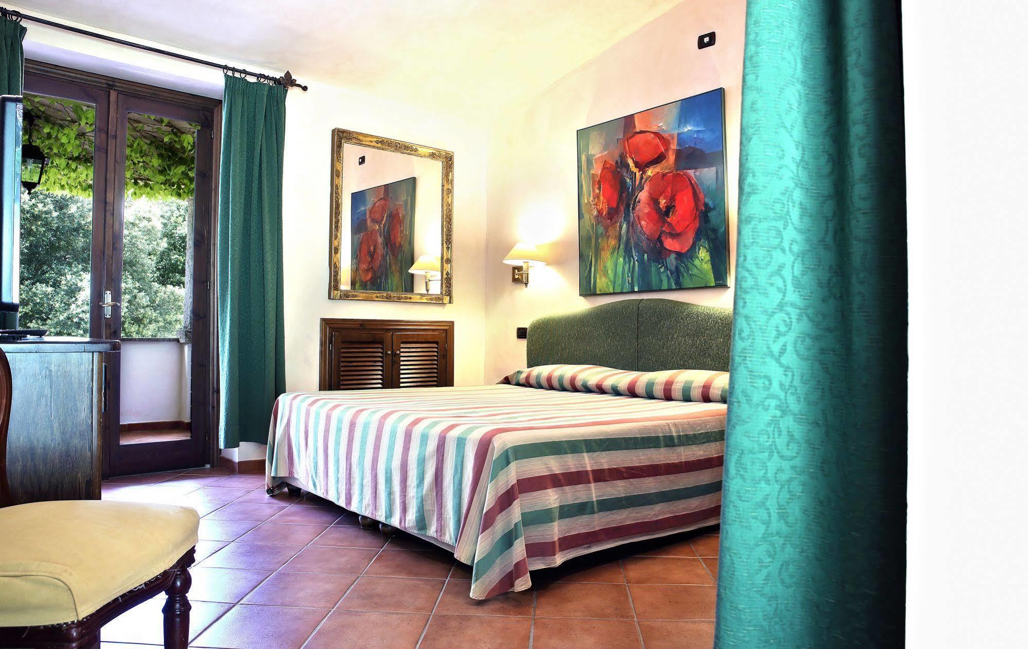 L'Agnata Di De Andre Boutique Hotel تيمبيو باوسانيا المظهر الخارجي الصورة
